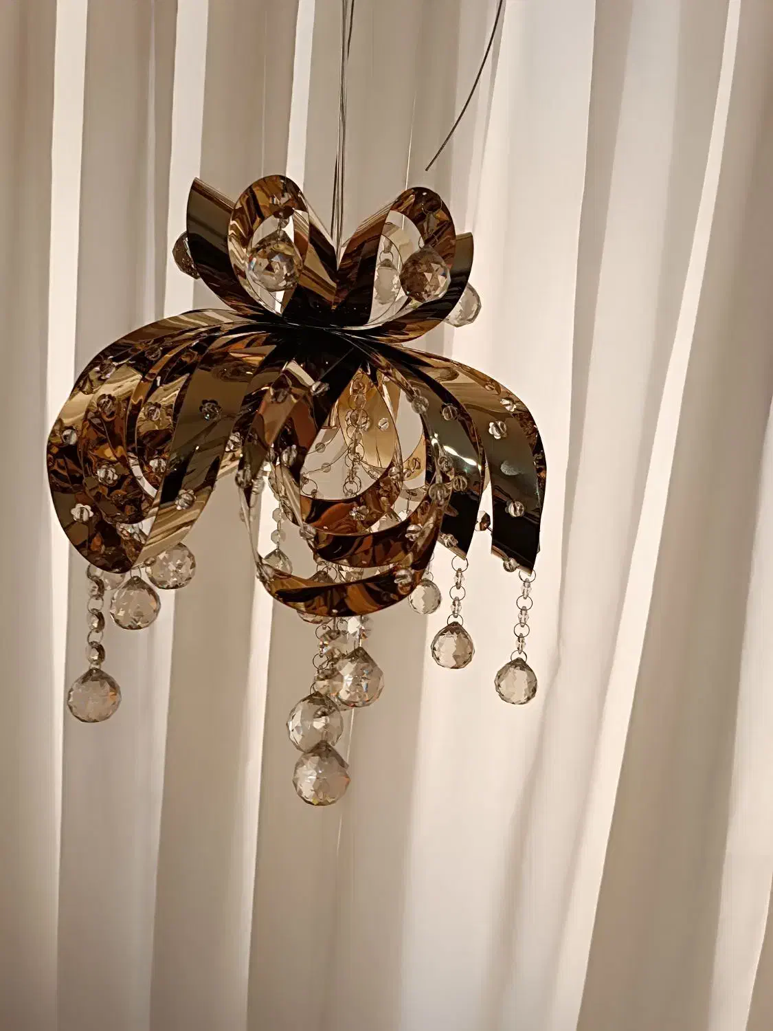 لوستر|لوستر و چراغ آویز|قدس, شهرقدس|دیوار