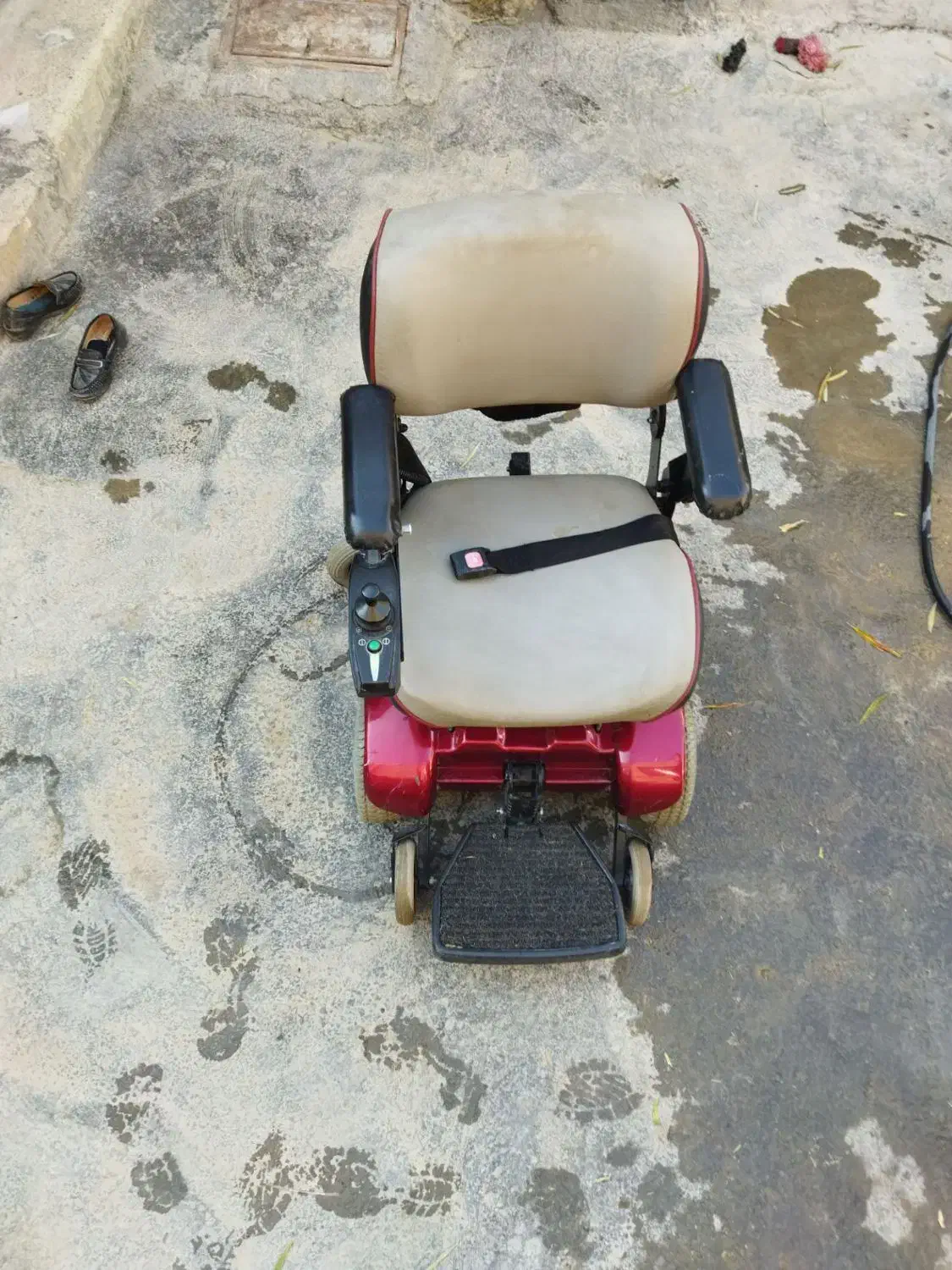 ویلچر برقی|پزشکی|سنندج, |دیوار