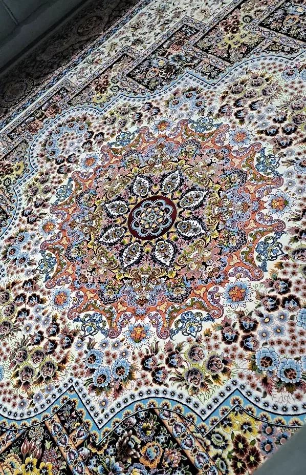 دو تخته فرش ۹ متری نو|فرش|کنارک, |دیوار