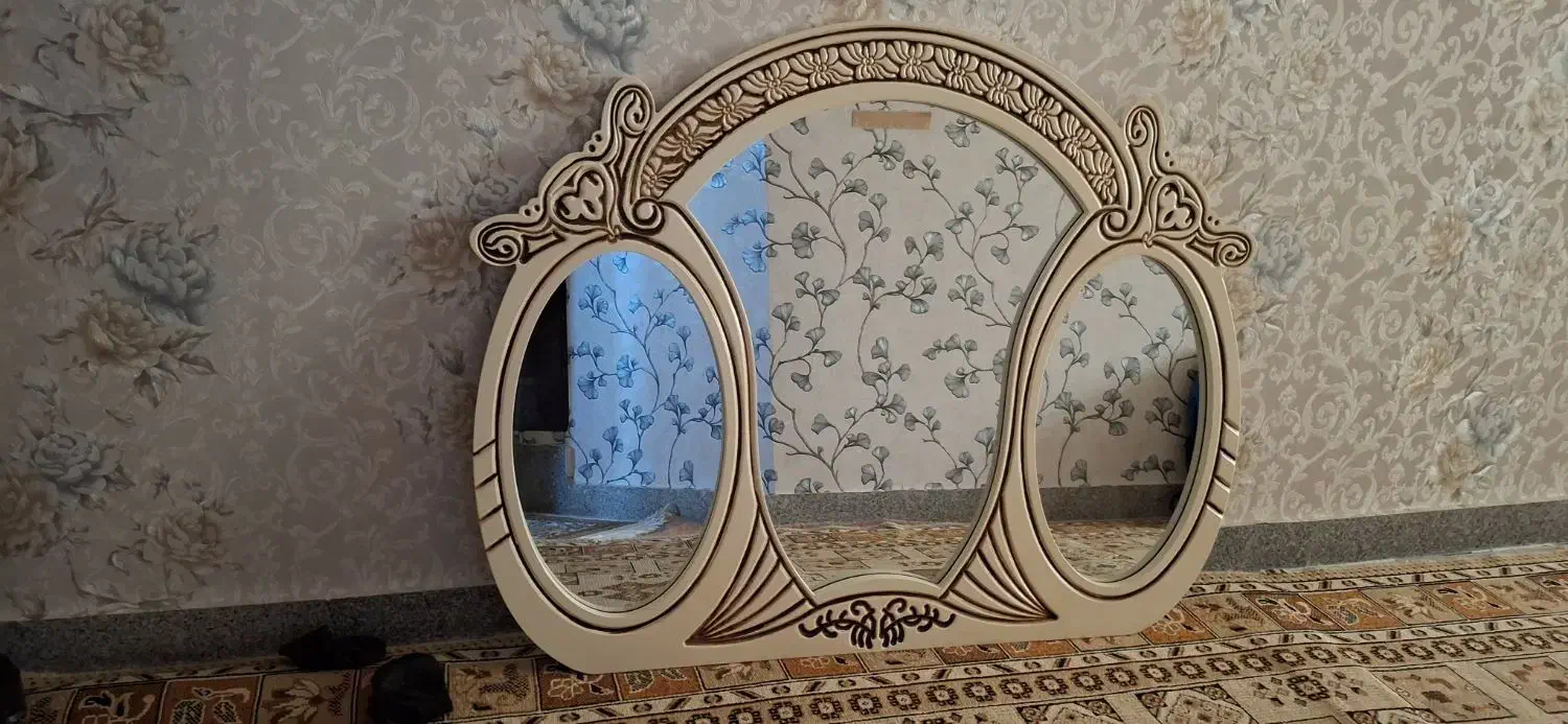 کمد سه کشو با اینه سالم وقابل استفاده|جاکفشی، کمد، دراور|اهر, |دیوار