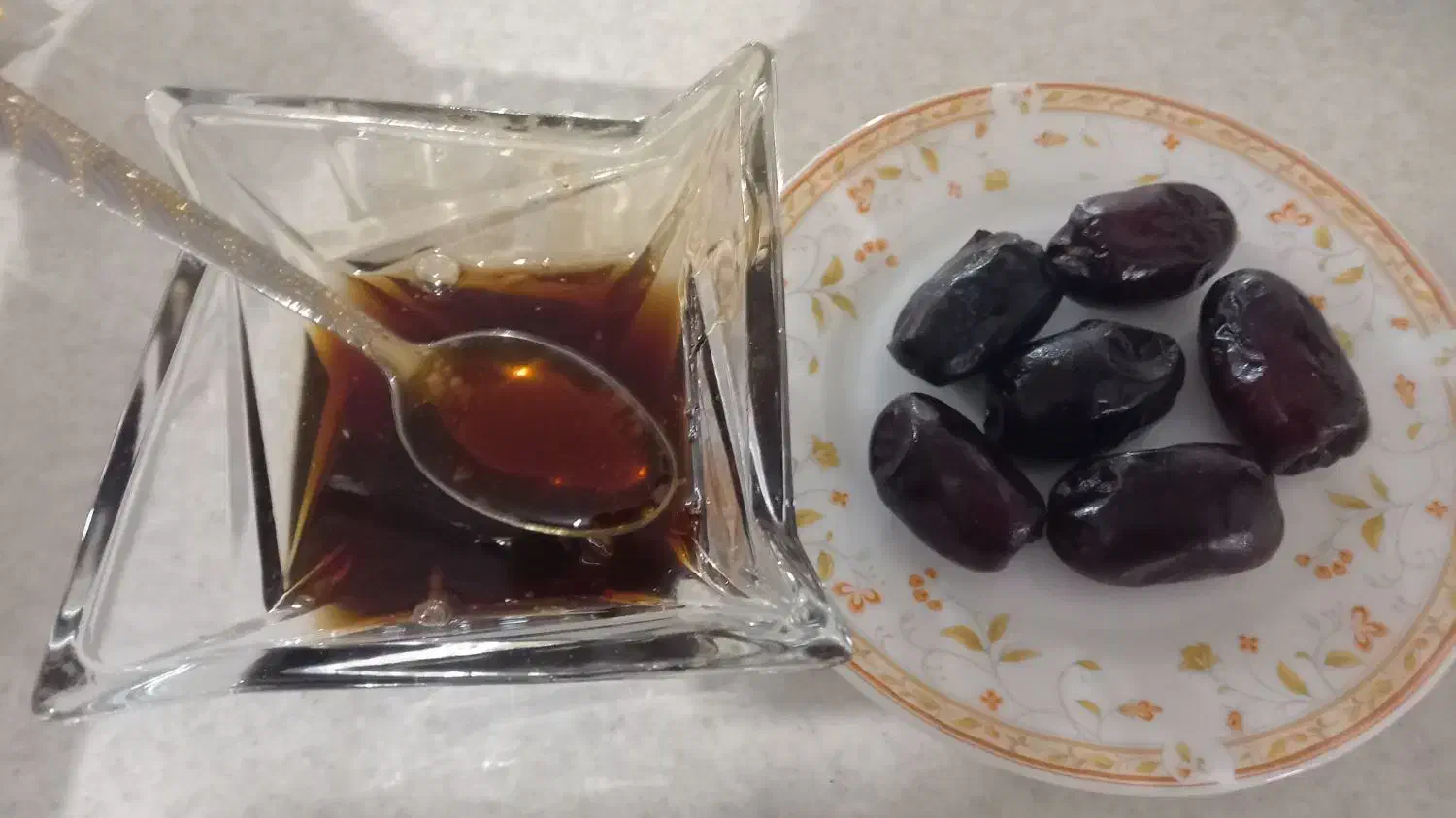 شیره خرما  غلیظ و خوشمزه،|خوردنی و آشامیدنی|بم, |دیوار