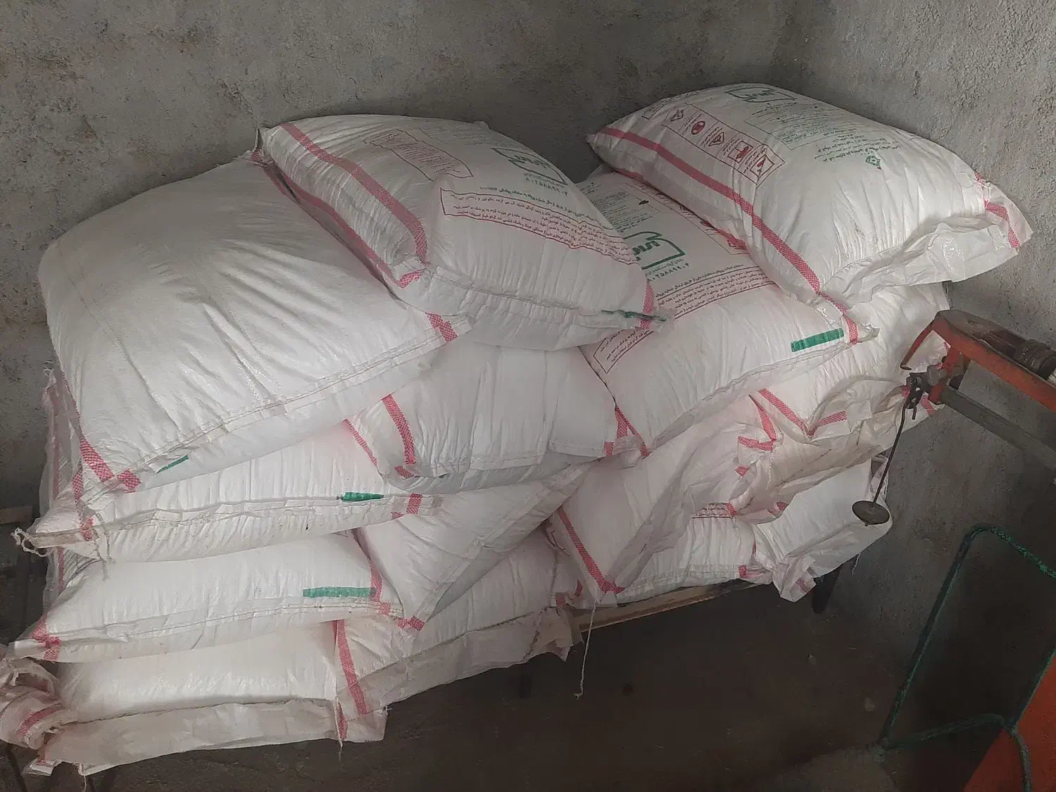 کود سفید|خدمات باغبانی و درختکاری|سرپل ذهاب, |دیوار