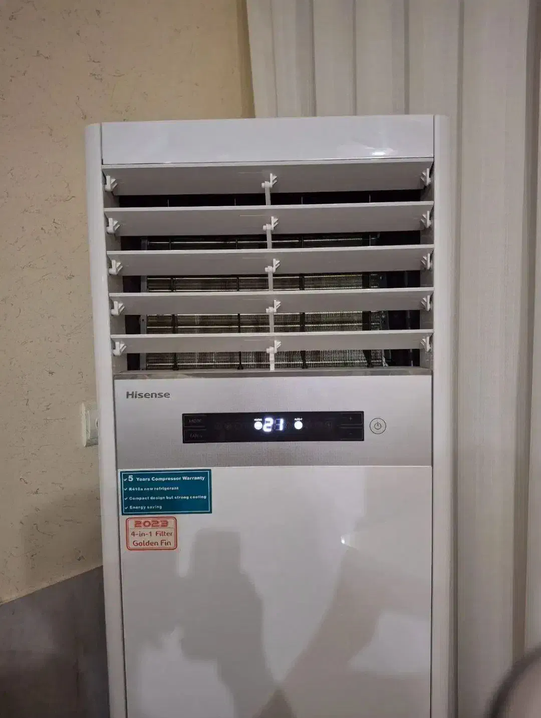 ۲ عدد کولر گازی هایسنس|کولر گازی و فنکوئل|اردکان, |دیوار