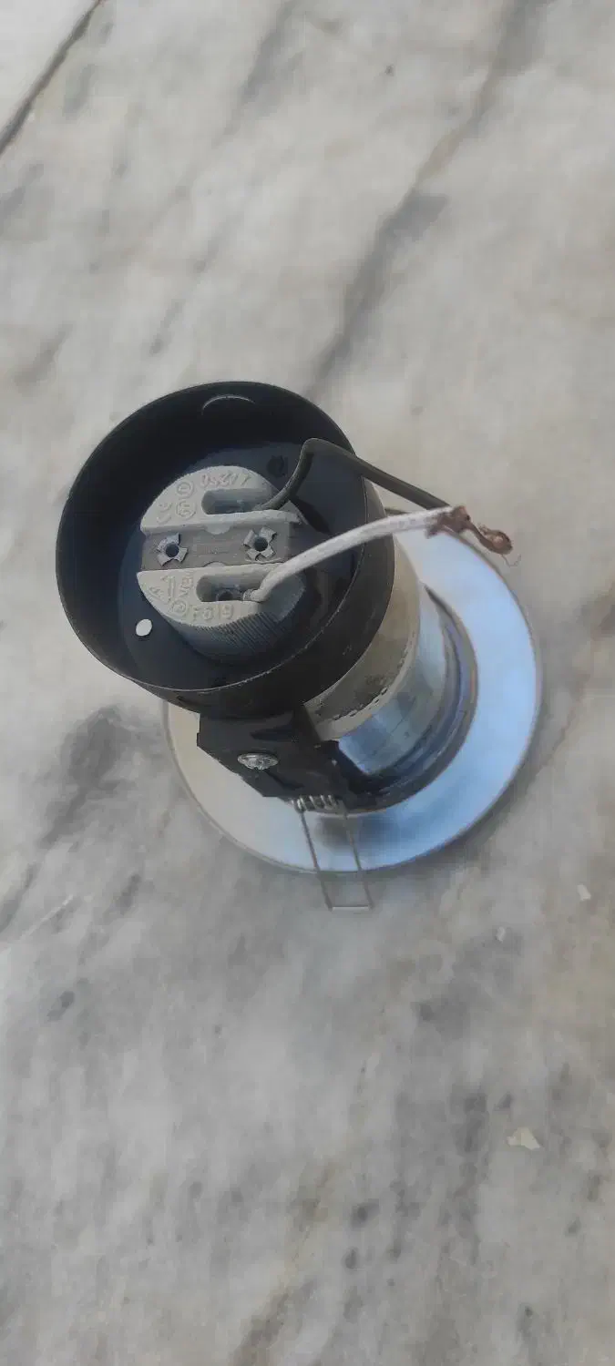 سرلامپ و لامپ کم مصرف|لامپ و چراغ|یزد, |دیوار