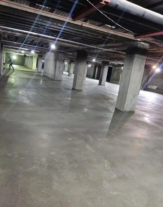 فروش و بتن ریزی سقف محوطه سوله با دستگاه ماله برقی|خدمات پیشه و مهارت|قزوین, |دیوار