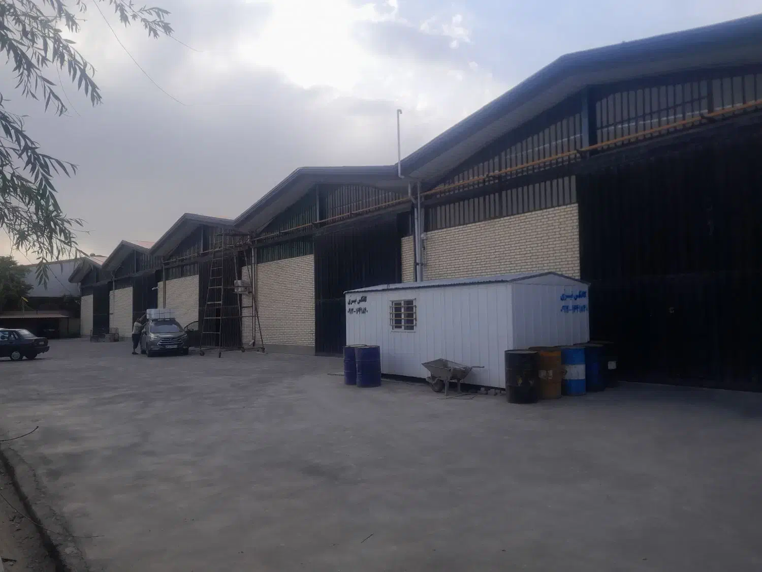 نیروی کار ۲۵ میلیون با جای خواب در کرج|استخدام صنعتی، فنی، مهندسی|صفادشت, |دیوار