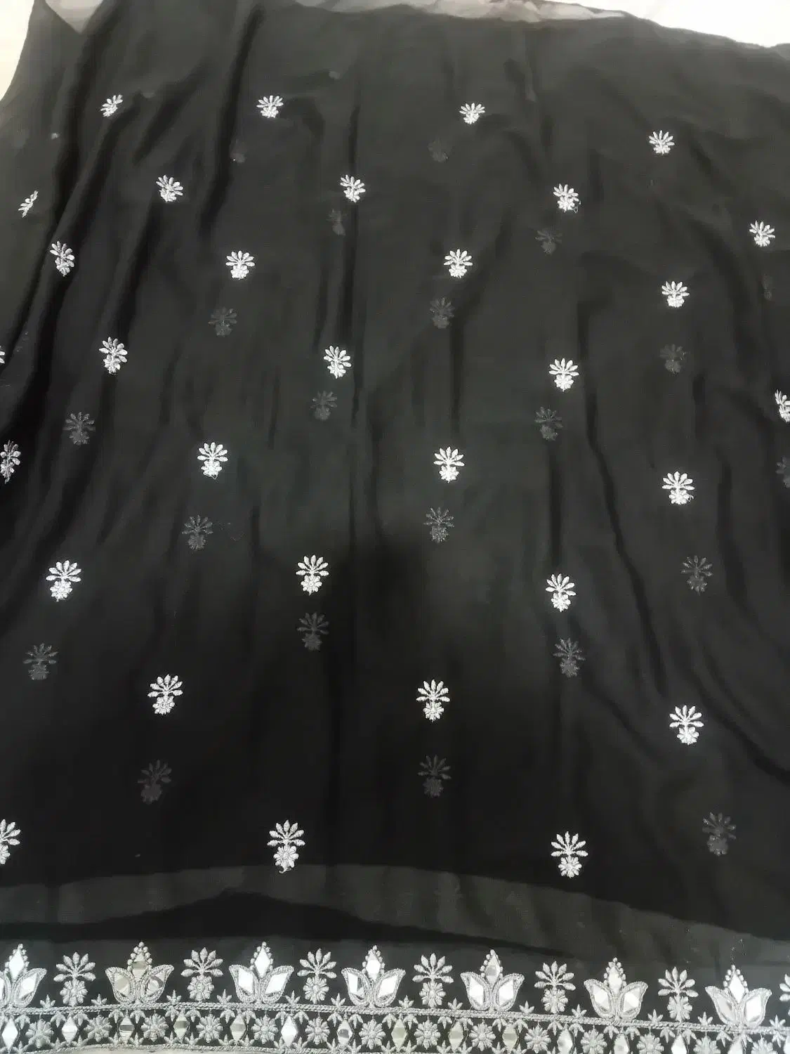 لباس|لباس|زاهدان, |دیوار