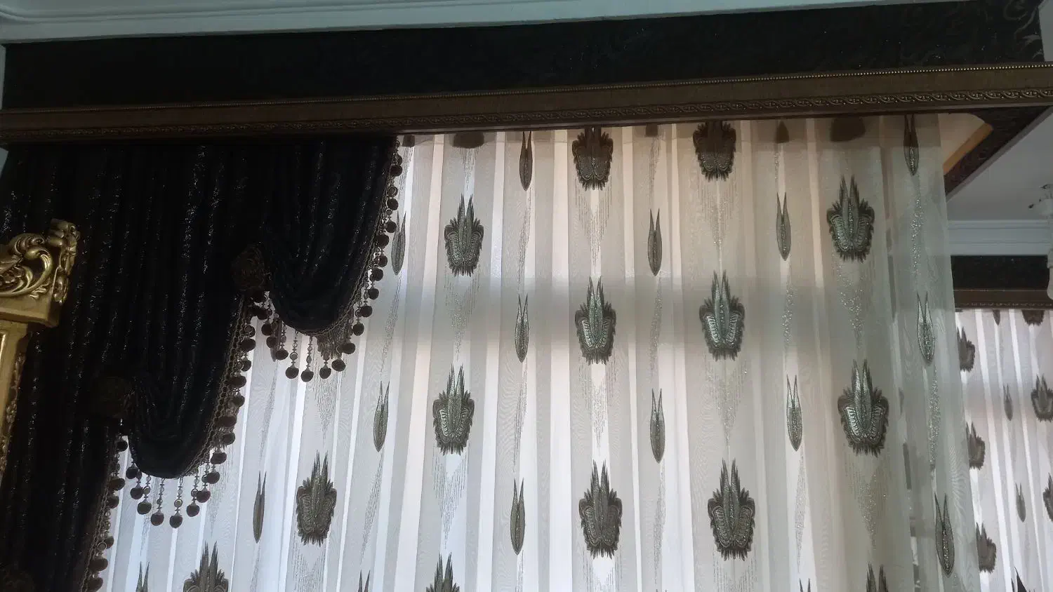 پرده|پرده، رانر، رومیزی|اصفهان, بهارستان|دیوار