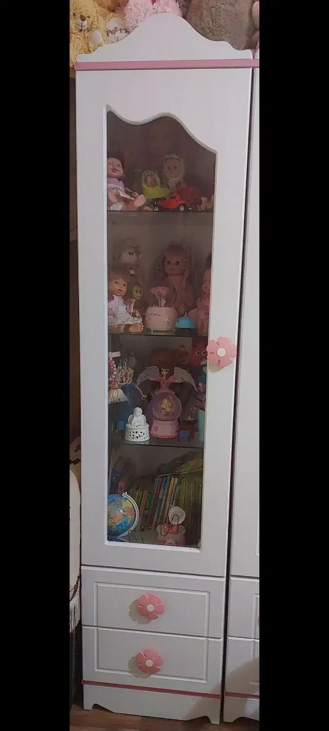 تخت و کمد دخترانه|تخت و سرویس خواب|رشت, استادسرا|دیوار