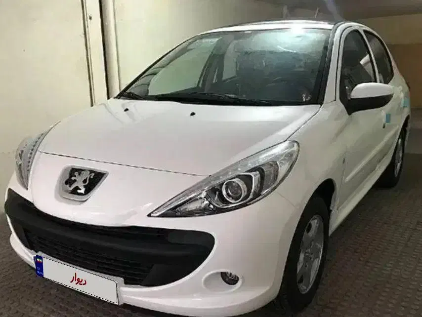 پژو 207 پانوراما دنده ای 1404|خودرو سواری و وانت|شاهین‌شهر, سعدی جنوبی|دیوار