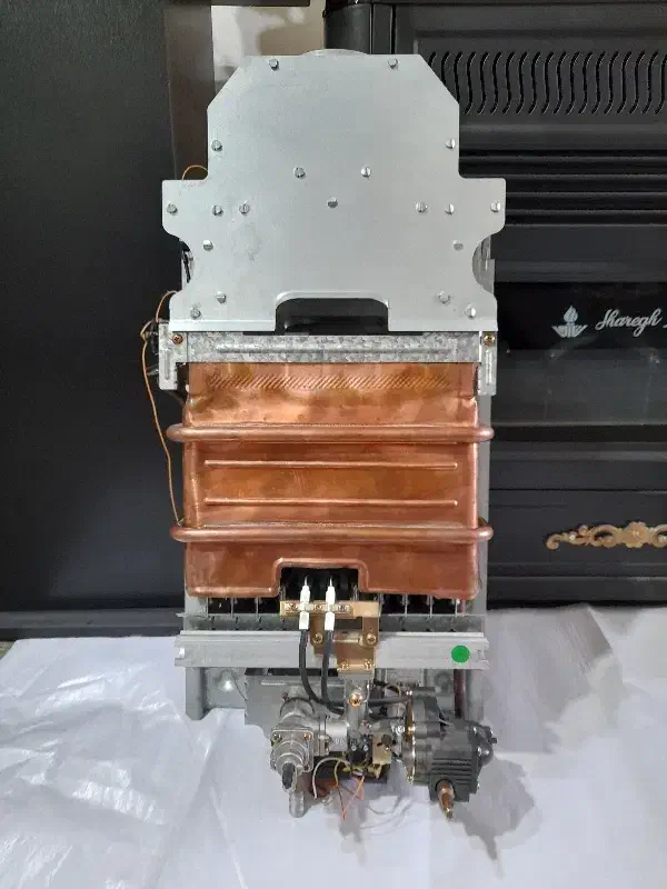 آبگرمکن‌دیواری بوتان مدل B4215i Turbo|آبگرمکن، پکیج، شوفاژ|تهران, توحید|دیوار