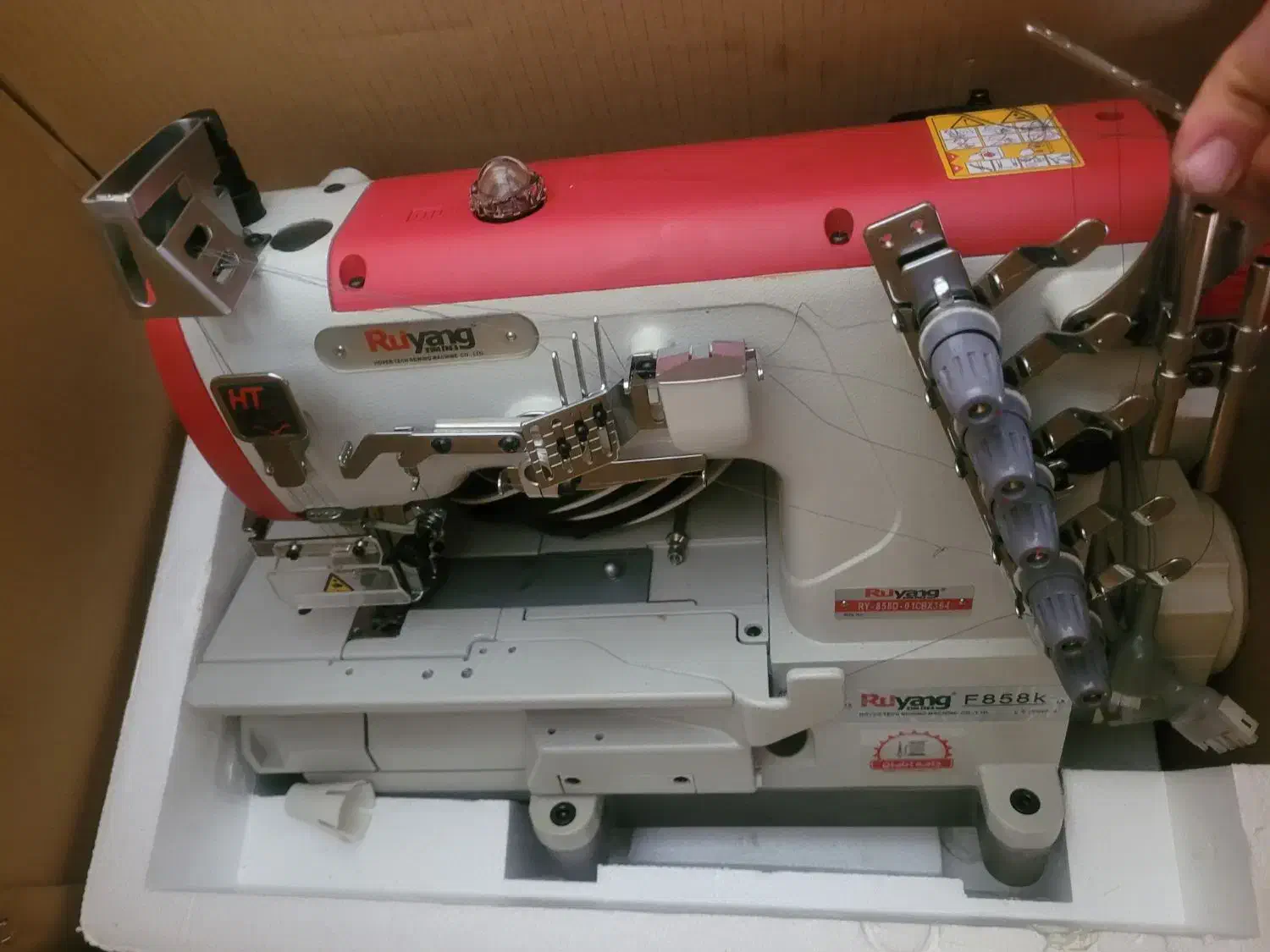 وسایل خیاطی فروشی|چرخ خیاطی و ریسندگی|تکاب, |دیوار