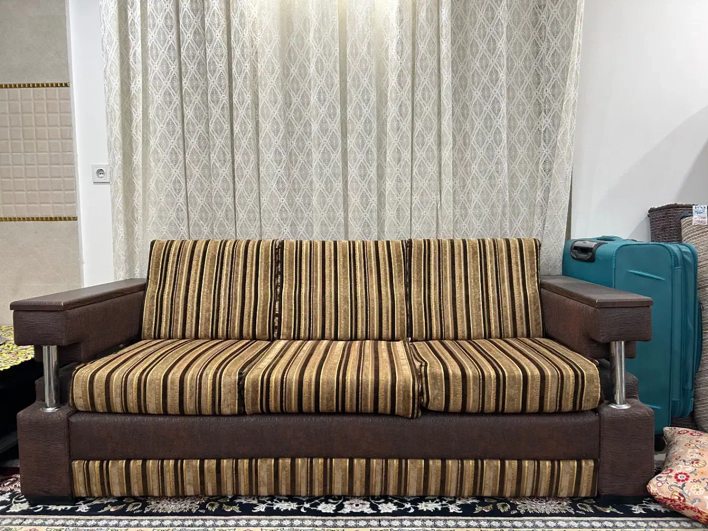 ست مبل راحتی تمیز و سالم|مبلمان خانگی و میز عسلی|آمل, |دیوار