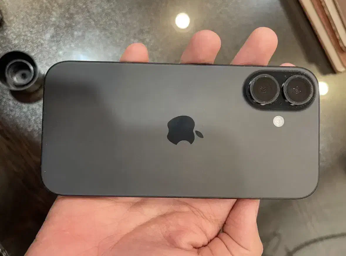 ایفون16نرمال باطری ۱۰۰|موبایل|شیراز, شهرک ولیعصر|دیوار