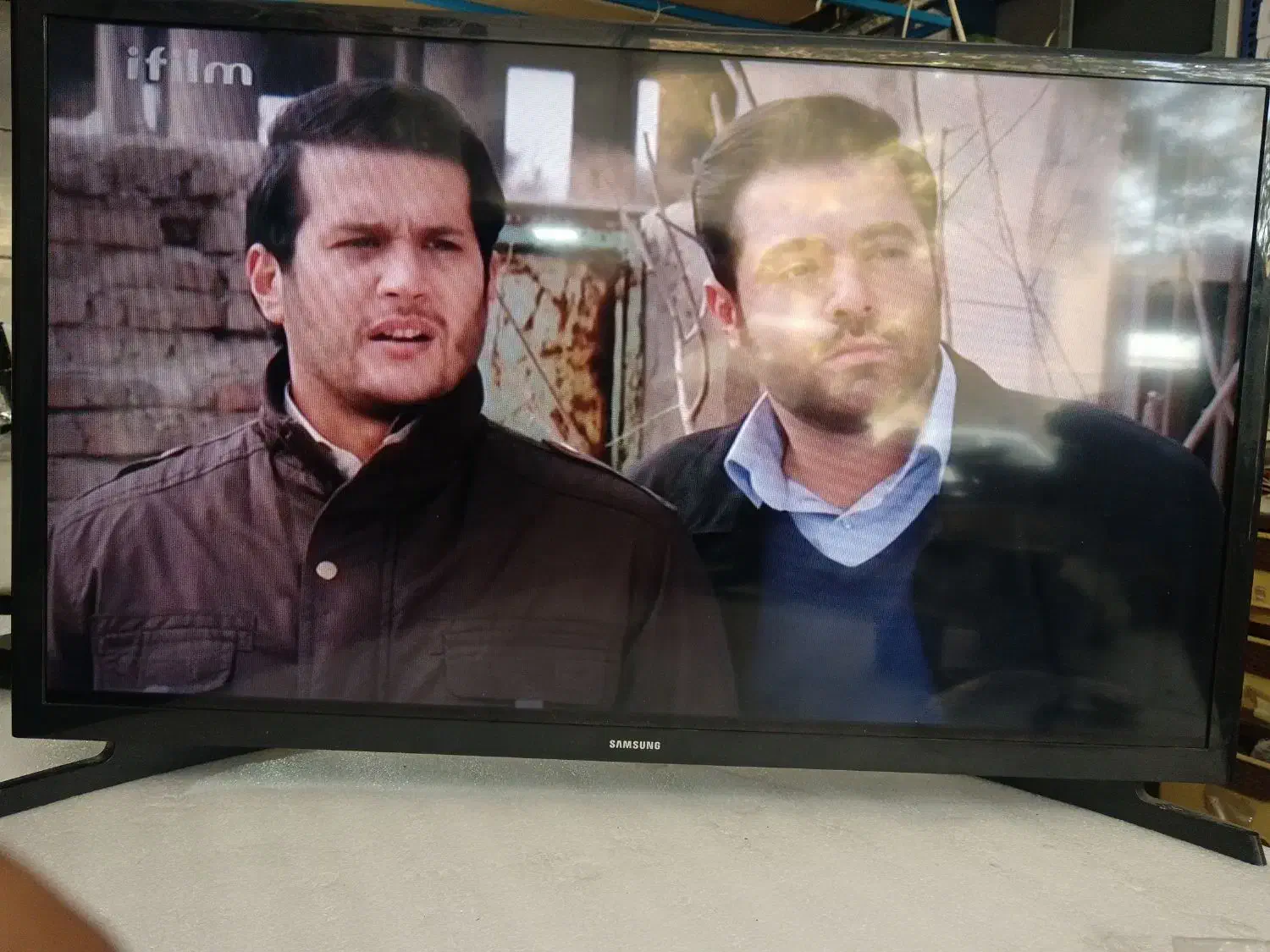 آل ای دی سامسونگ خونگی|تلویزیون و پروژکتور|نجف‌آباد, باهنر|دیوار