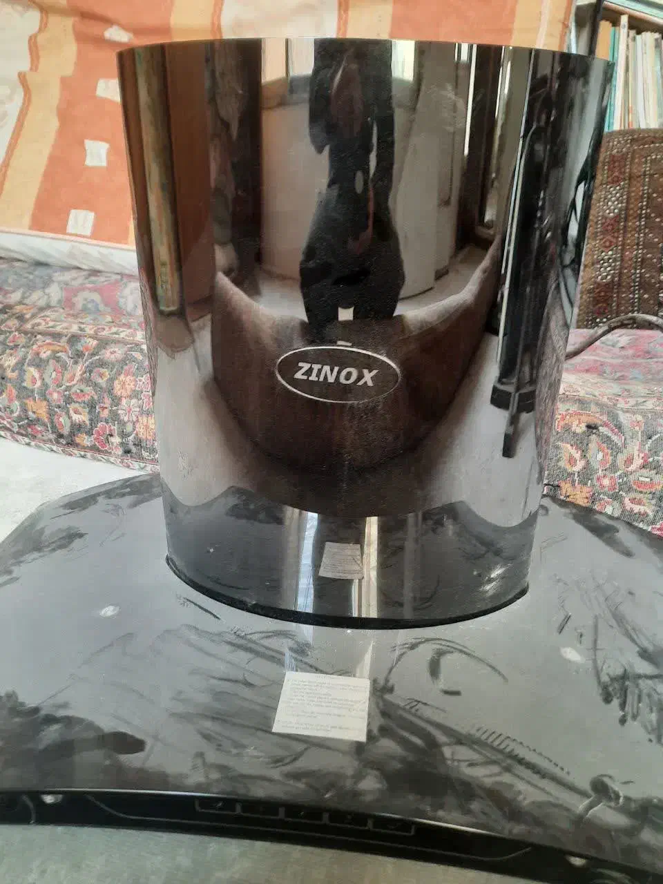 هود|هود|قم, پشت انبار نفت|دیوار