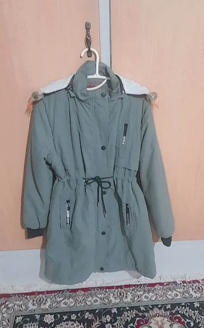 کاپشن وپافر|لباس|حمیدیا, |دیوار