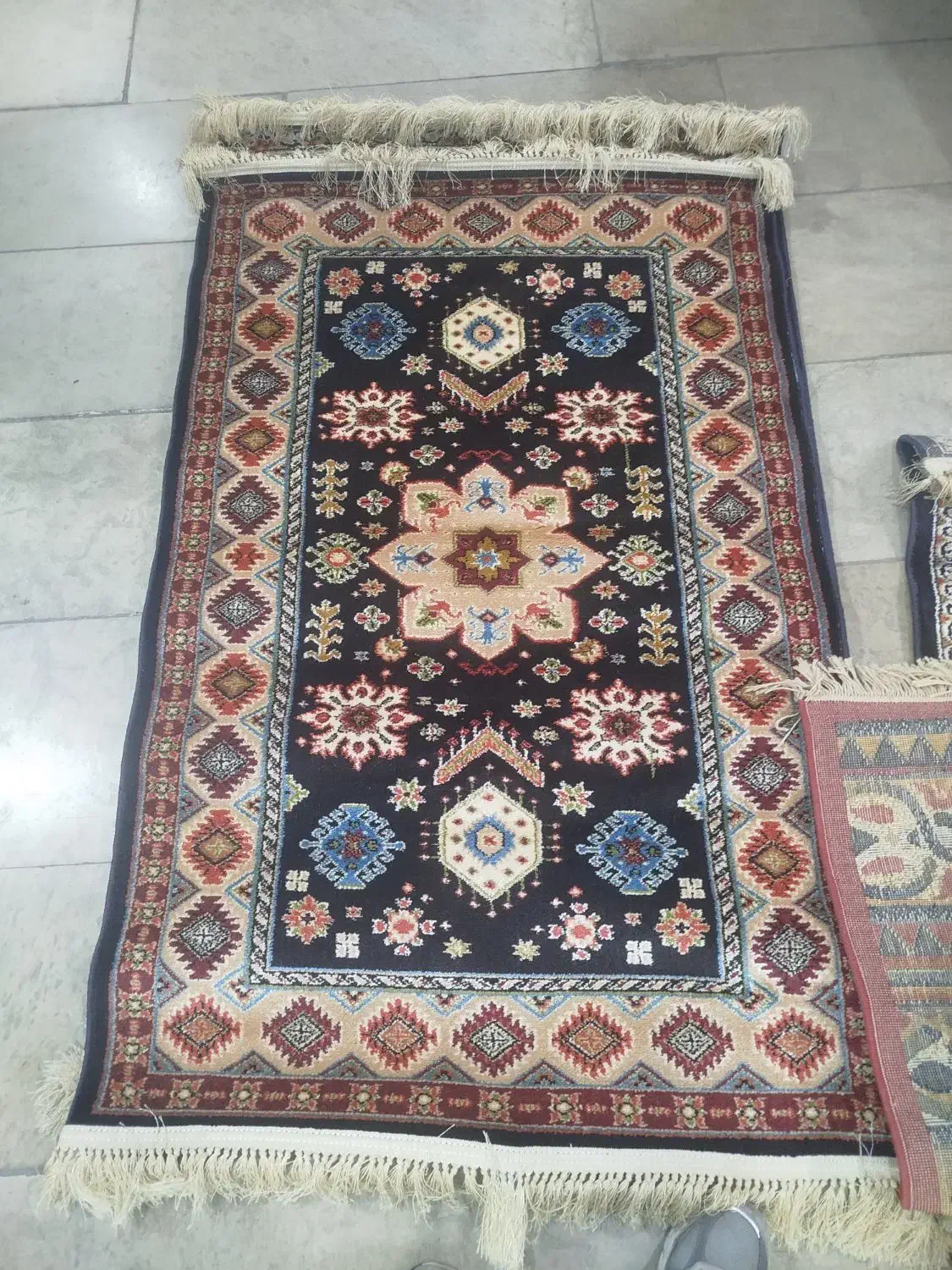 فرش مناسب کادو|فرش|ارومیه, |دیوار