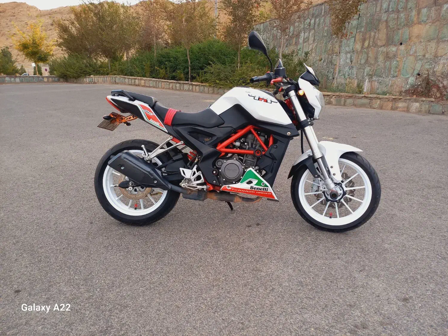 بنلی ۹۸|موتورسیکلت|قم, وادی السلام|دیوار