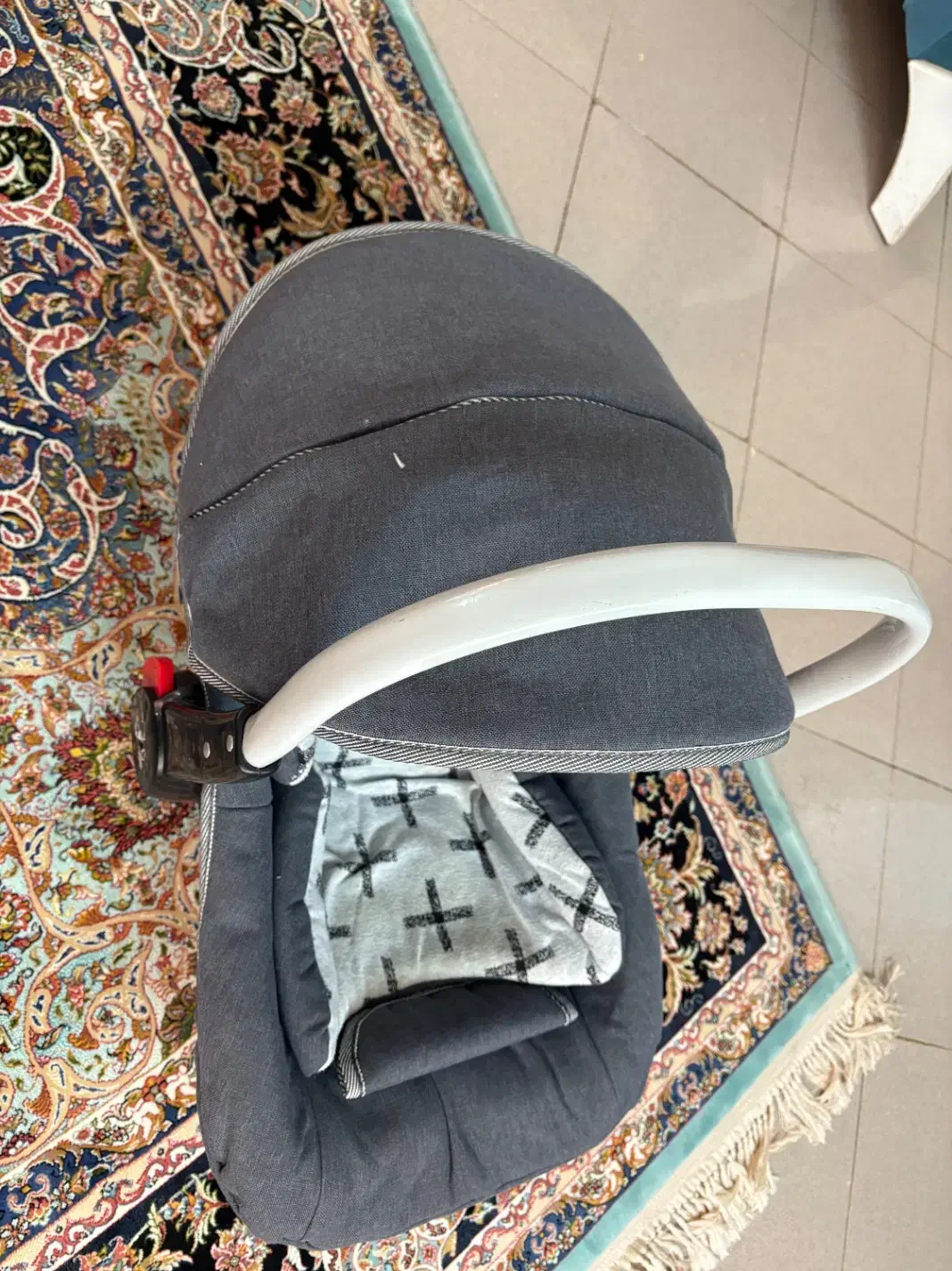 کریر|کالسکه و لوازم جانبی|محلات, |دیوار