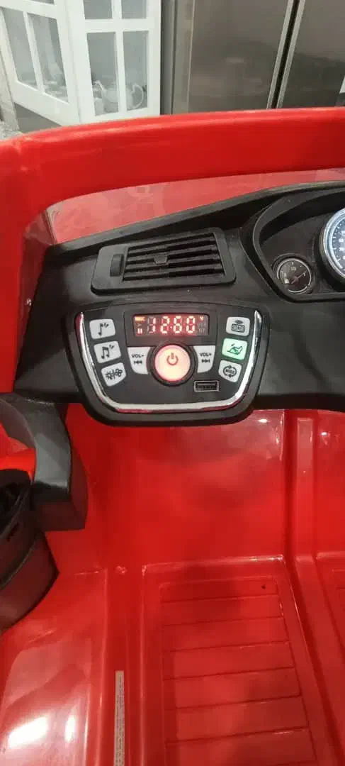 ماشین شارژی معاوضه با گوشی نو درحد قیمت ماشین|اسباببازی بچه|اهواز, منبع اب|دیوار