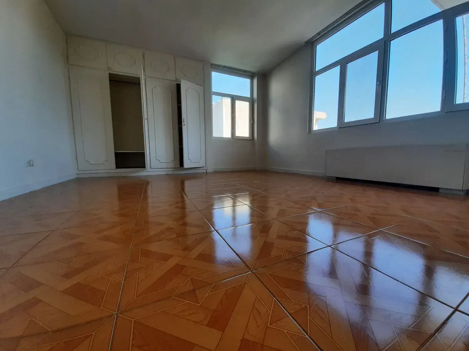 ۱۶۰متر۳خواب /کف قیمت منطقه/ جردن بلوار ستاری