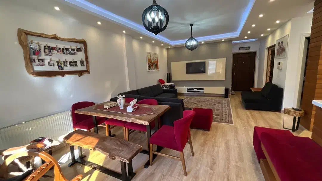 میزناهارخوری چوبی( چوب توت) بسیار اصیل|میز و صندلی غذاخوری|گرگان, |دیوار