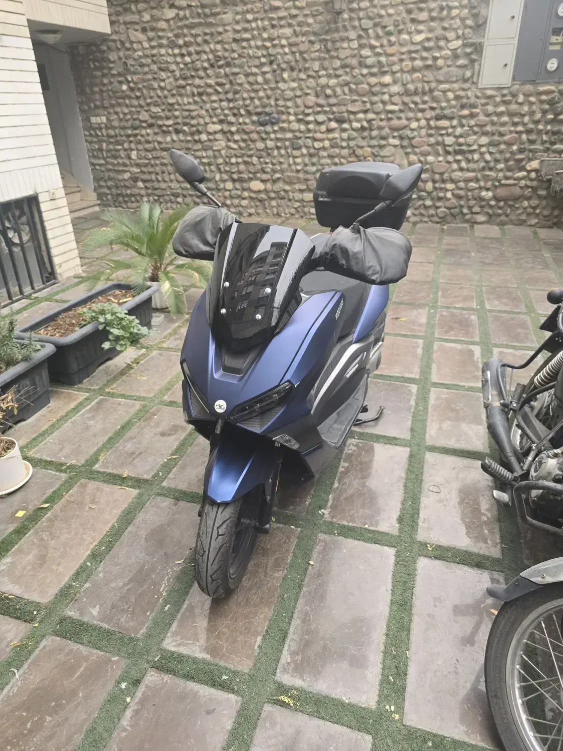 کی وی ویسته ۱۴۰۲|موتورسیکلت|تهران, سبلان (لشگر)|دیوار