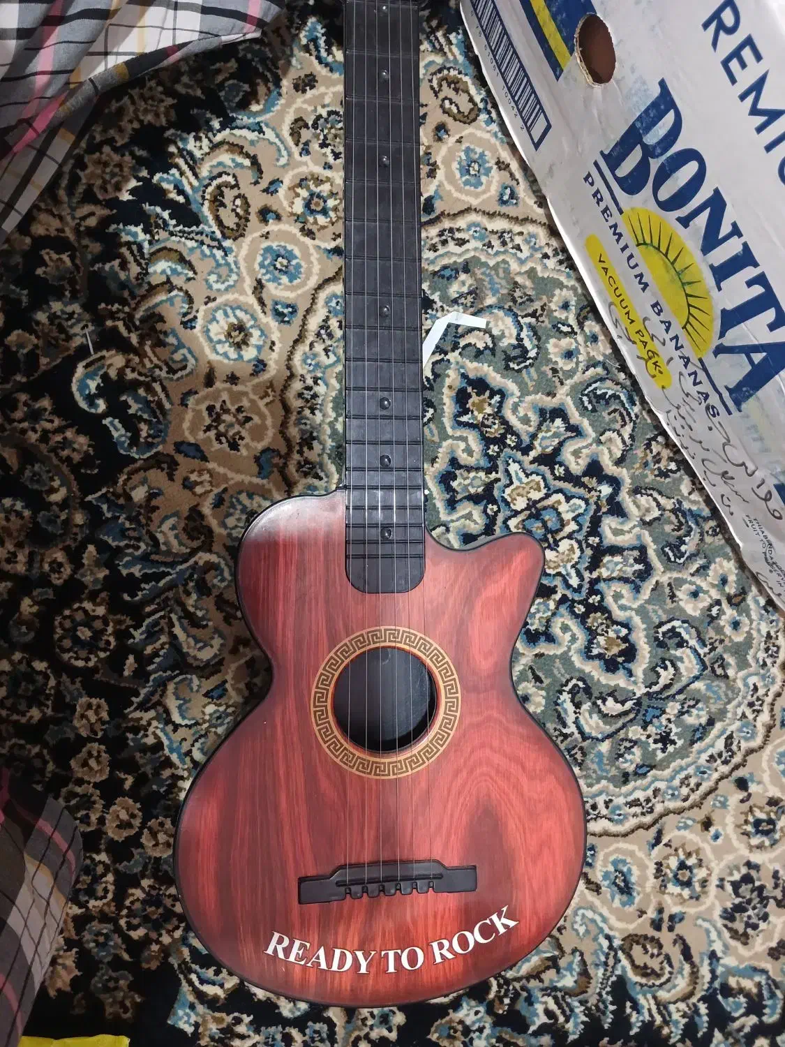 گیتار|گیتار، بیس، امپلیفایر|زنجان, |دیوار