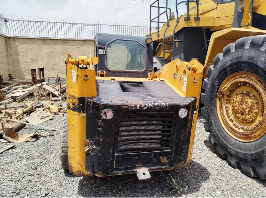 دستگاه بابکت مینی لودر هیوندای.Hsl850مدل ۲۰۰۷|خودرو سنگین|اصفهان, احمدآباد|دیوار