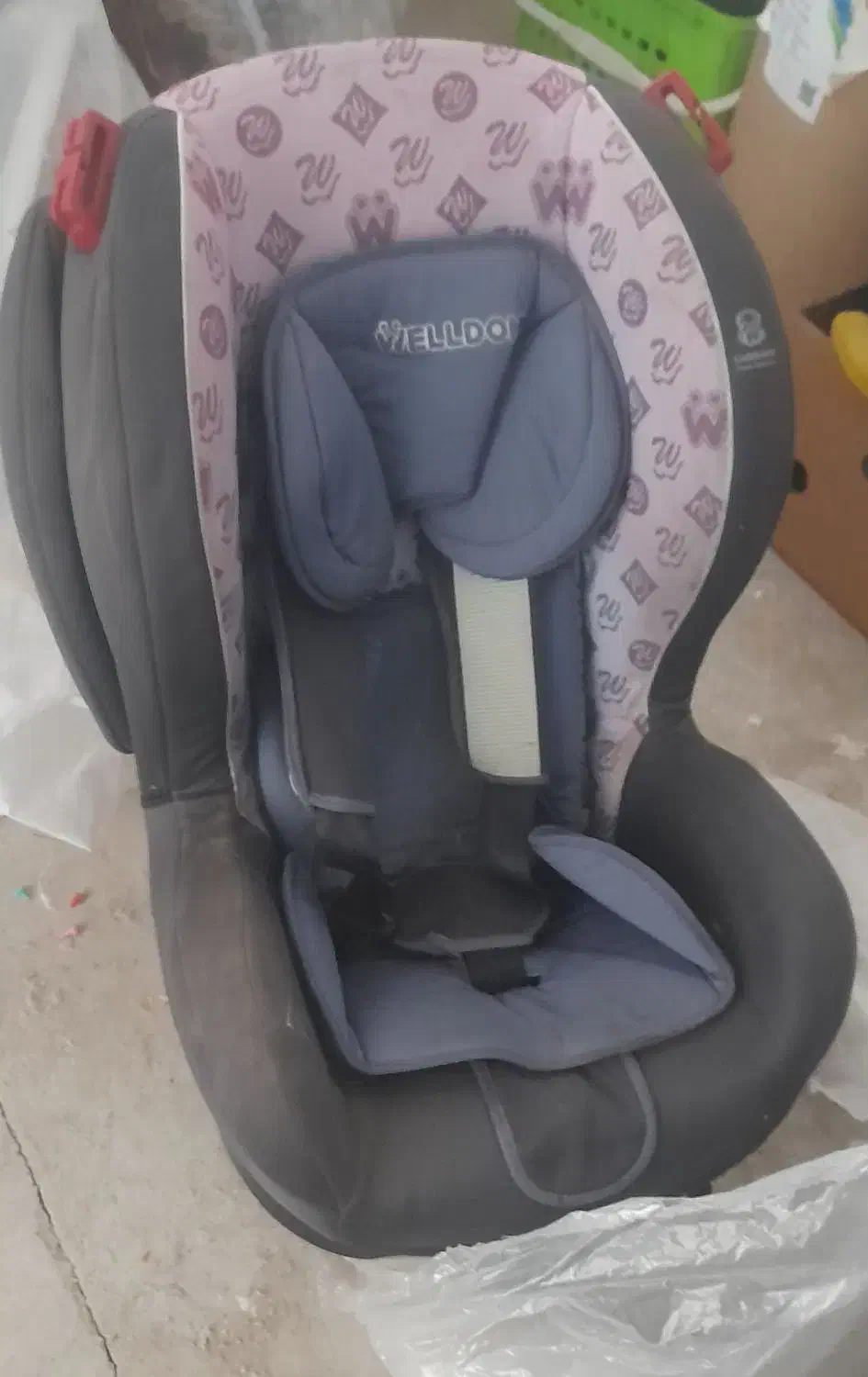 فروشی|تخت و صندلی بچه|اشتهارد, |دیوار