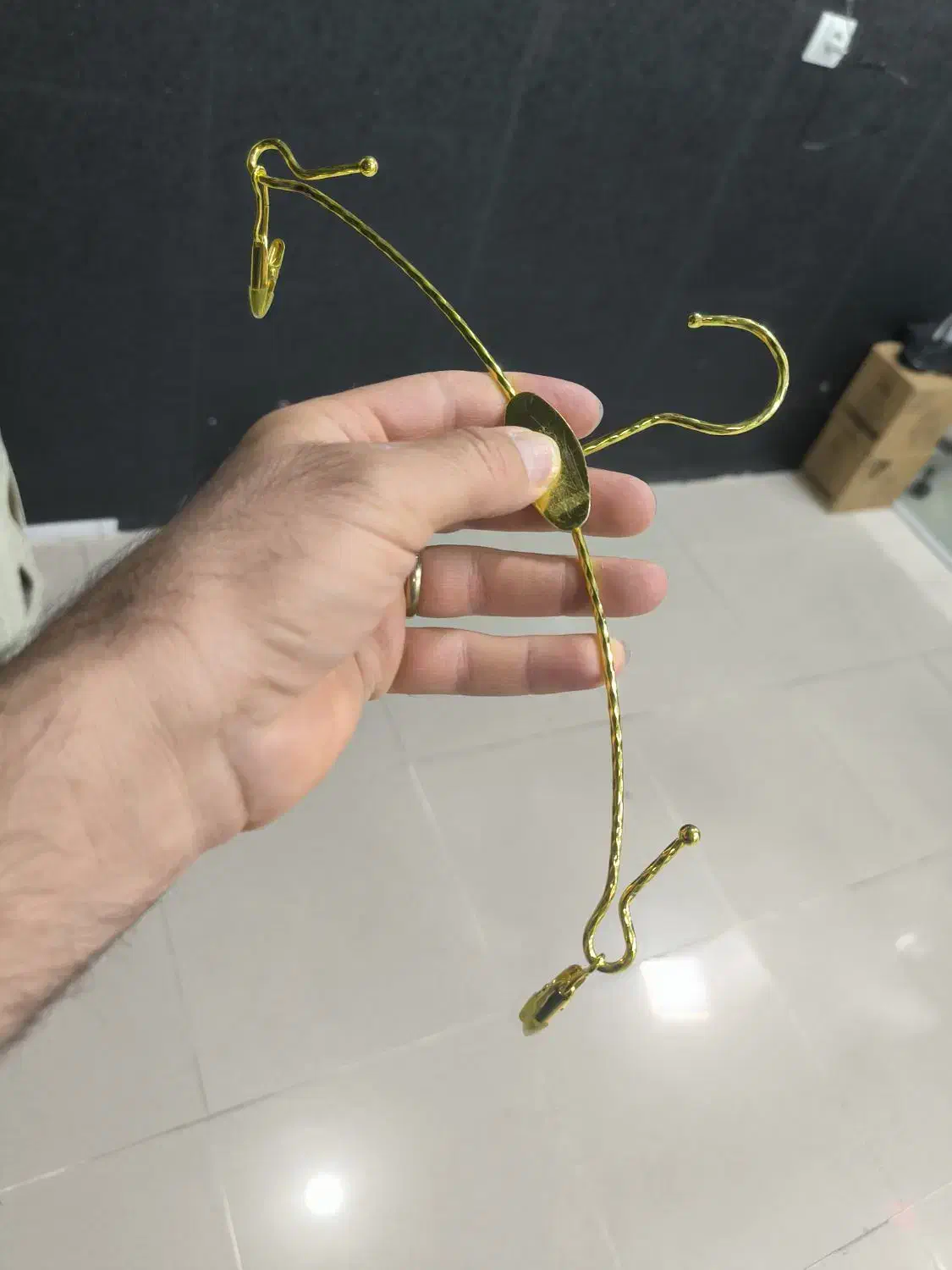 اویز لباس زیر طلایی گیره دار|فروشگاه و مغازه|سردشت, |دیوار