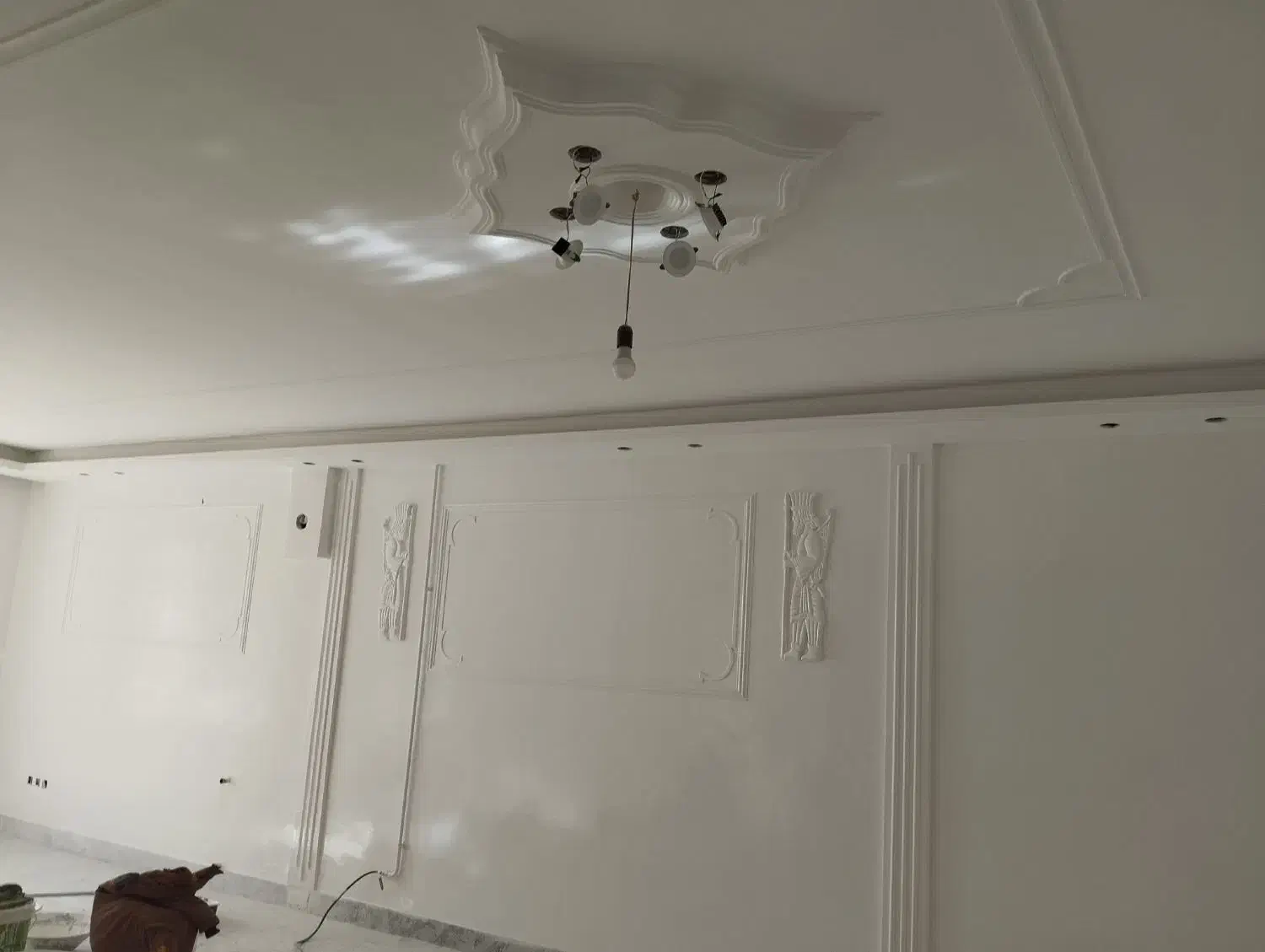 نقاشی ساختمان یوسف|خدمات پیشه و مهارت|ملایر, |دیوار