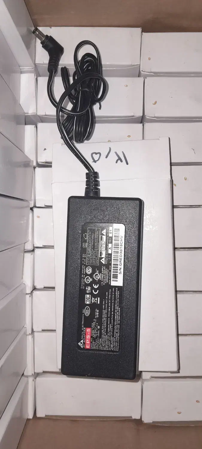 پخش عمده انواع آداپتور و تغذیه|قطعات و لوازم جانبی رایانه|شیراز, سیاه سنگ|دیوار