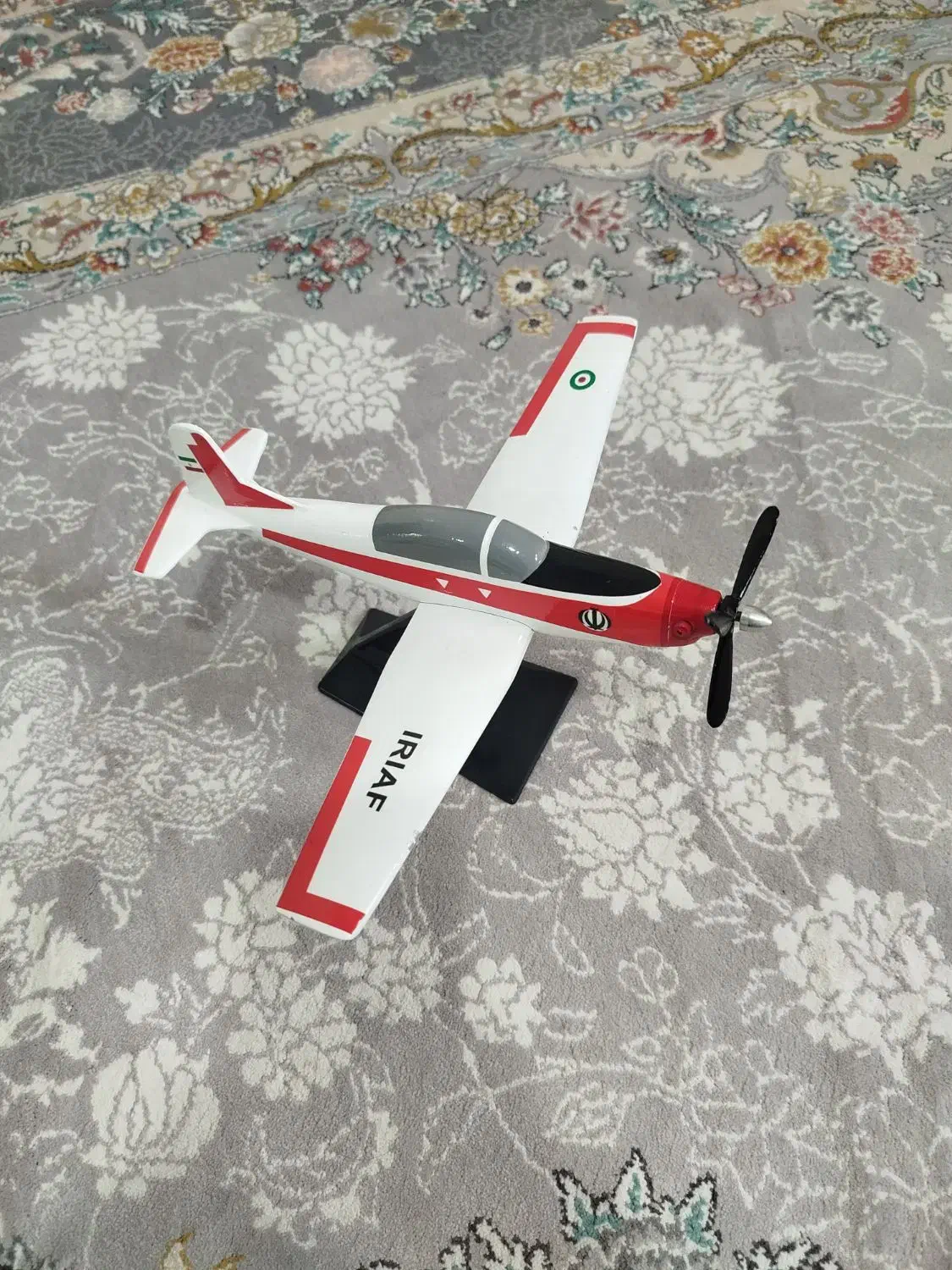 ماکت هواپیما وهلیکوپتر|مجسمه، تندیس، ماکت|چناران, |دیوار