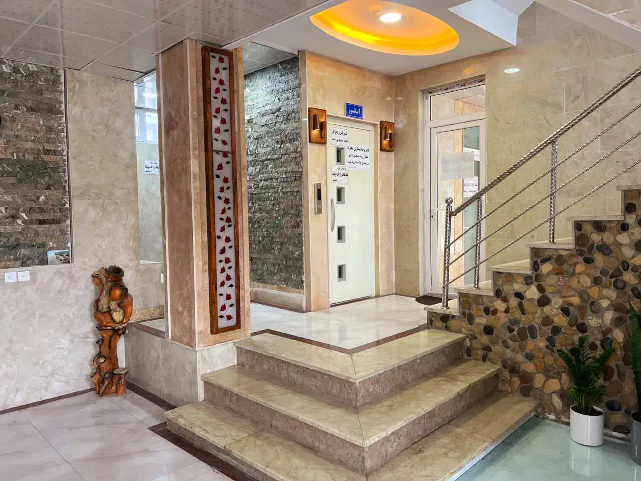 اجاره اپارتمان ۸۲متری مبله بدون پیش .بلوارکریمی|اجارهٔ آپارتمان|نوشهر, |دیوار