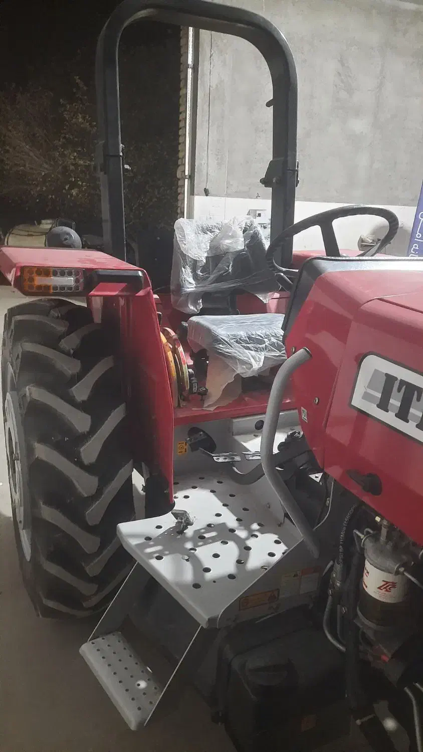 تراکتور ۴۵۵ مدل ۴۰۳|خودرو سنگین|مهریز, |دیوار