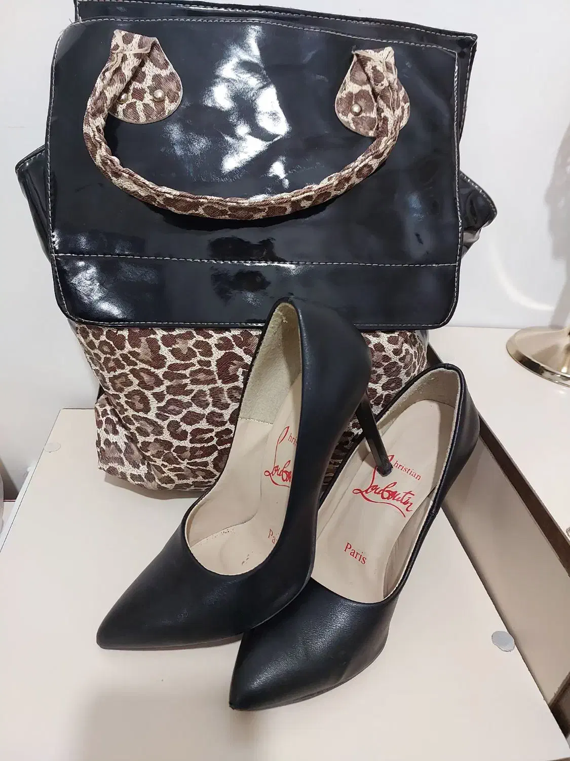 مقداری لباس و کفش|حراج|مشهد, هفده شهریور|دیوار