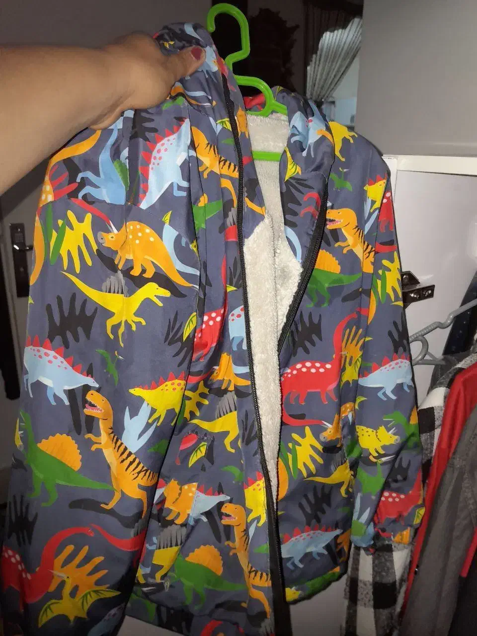 سیوشرت وکاپشن|کفش و لباس بچه|اسفراین, |دیوار