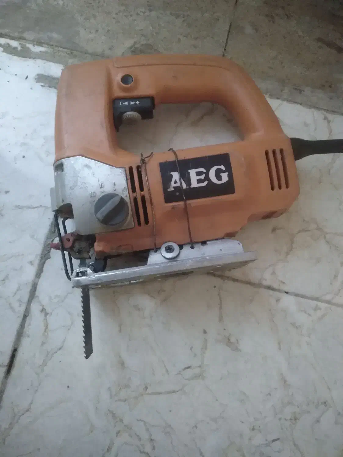 عمو بر و گرد بر|ماشینآلات صنعتی|آبیک, |دیوار