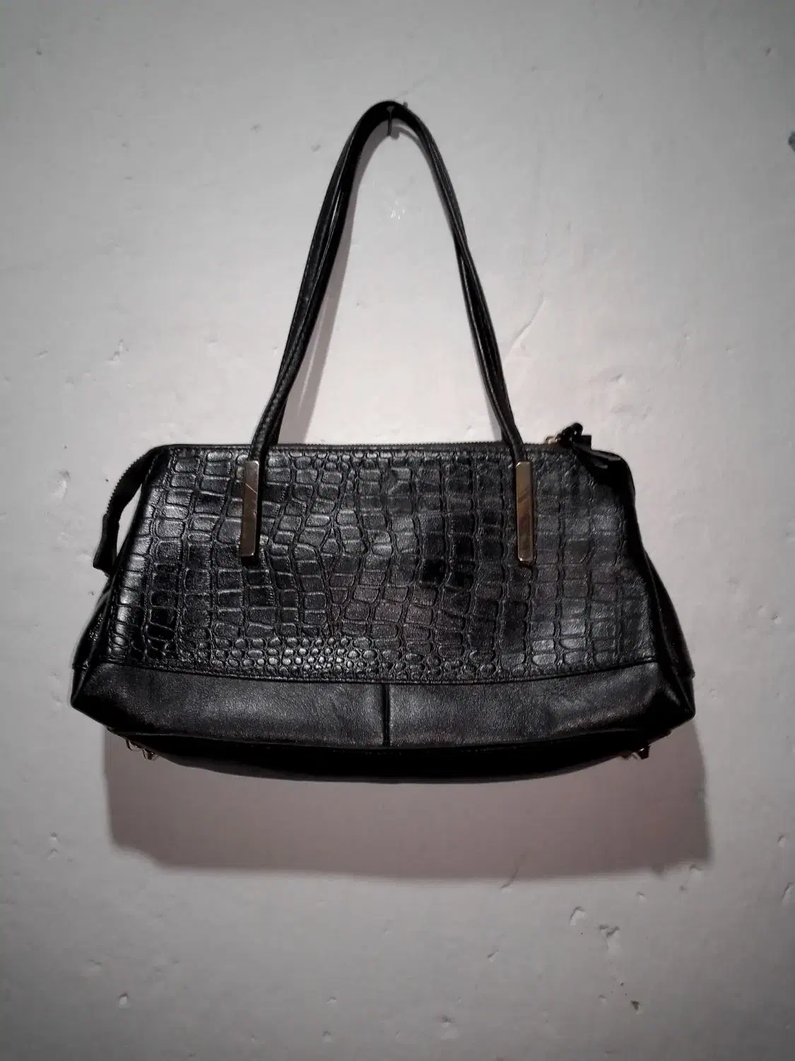 کیف زنانه.|کیف، کفش، کمربند|ساری, |دیوار