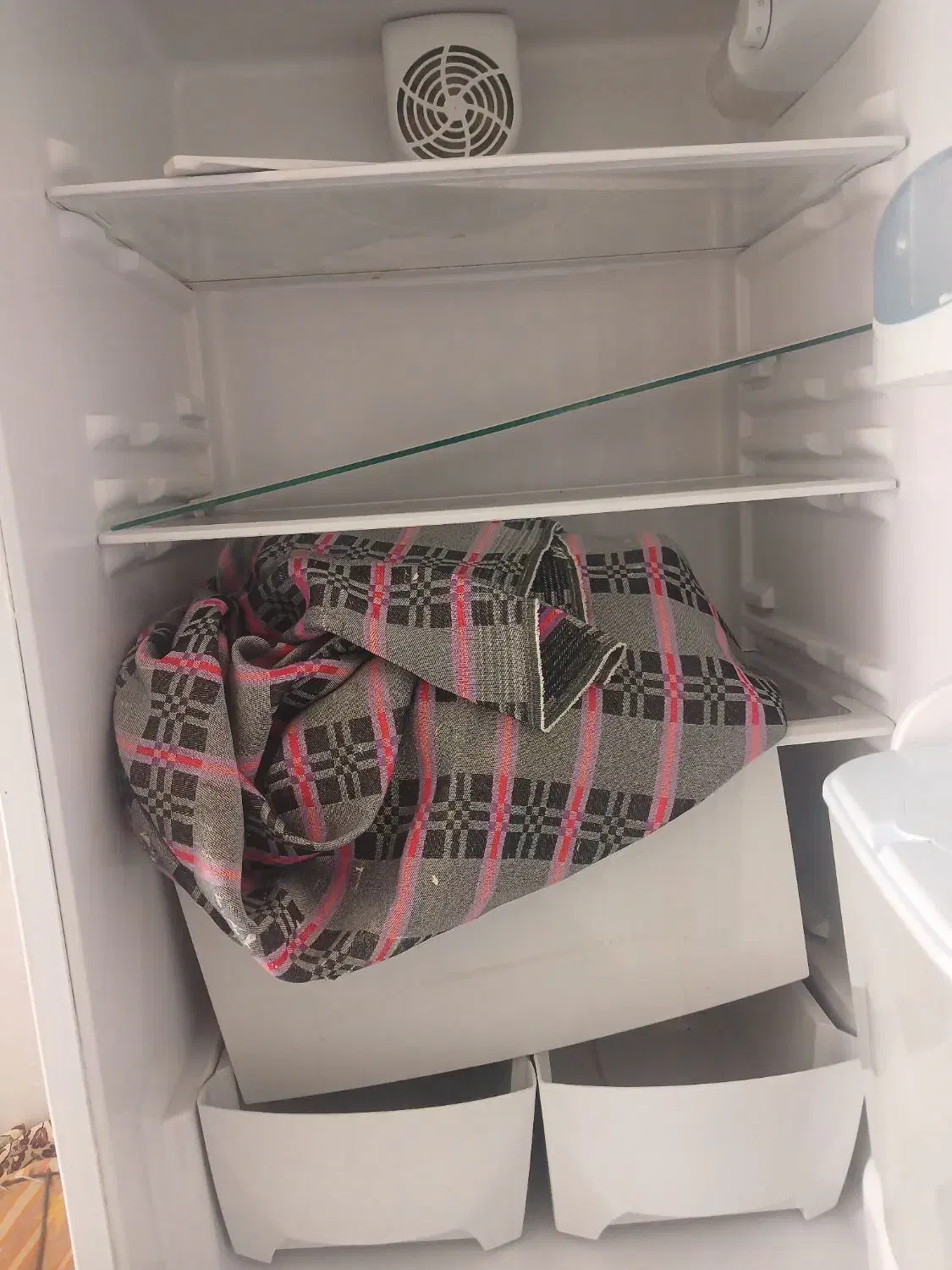 یخچال موتورش گاز نداره|یخچال و فریزر|زهک, |دیوار