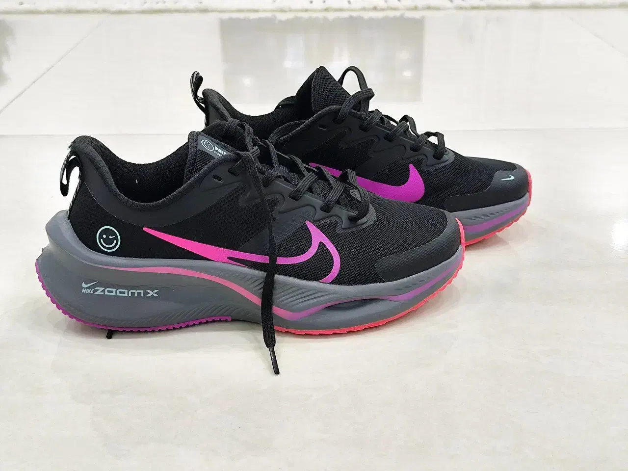 کتونی نایک  zoom X‌‌..|کیف، کفش، کمربند|مرند, |دیوار