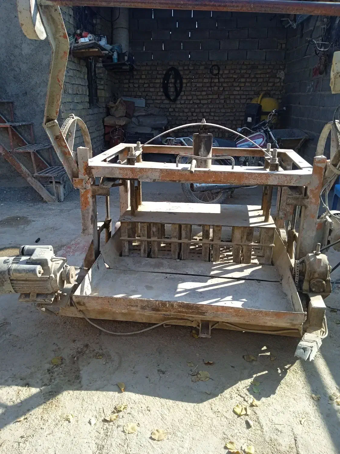 دستگاه بلوک زنی|ماشینآلات صنعتی|قوچان, |دیوار