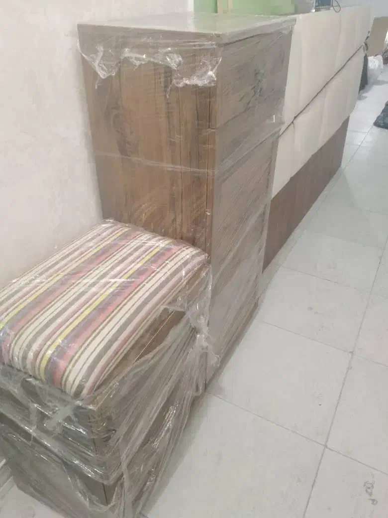 جاکفشی نشیمن دار|جاکفشی، کمد، دراور|شیراز, گود خزینه|دیوار