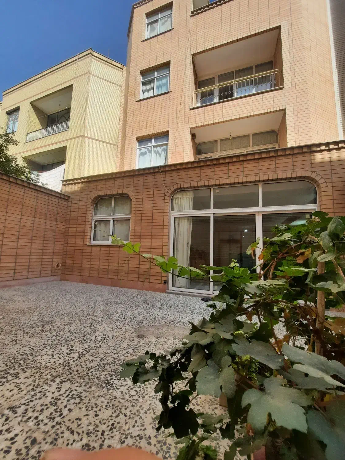 فروش  اپارتمان ۸۰متری حیاط اختصاصی۵۵متری باپارکینگ|فروش آپارتمان|اصفهان, الهیه|دیوار