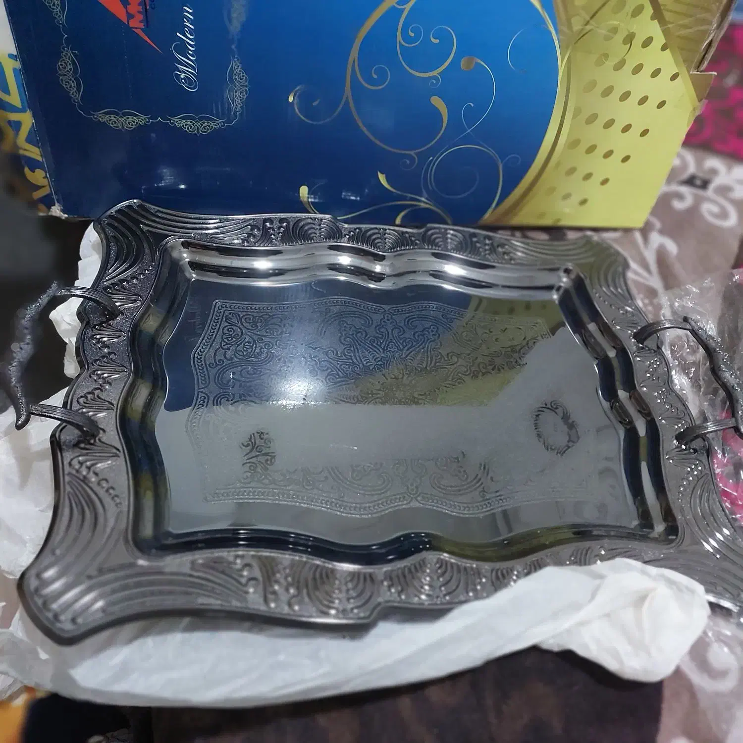 سینی|ظروف سرو و پذیرایی|رشت, رودباری|دیوار