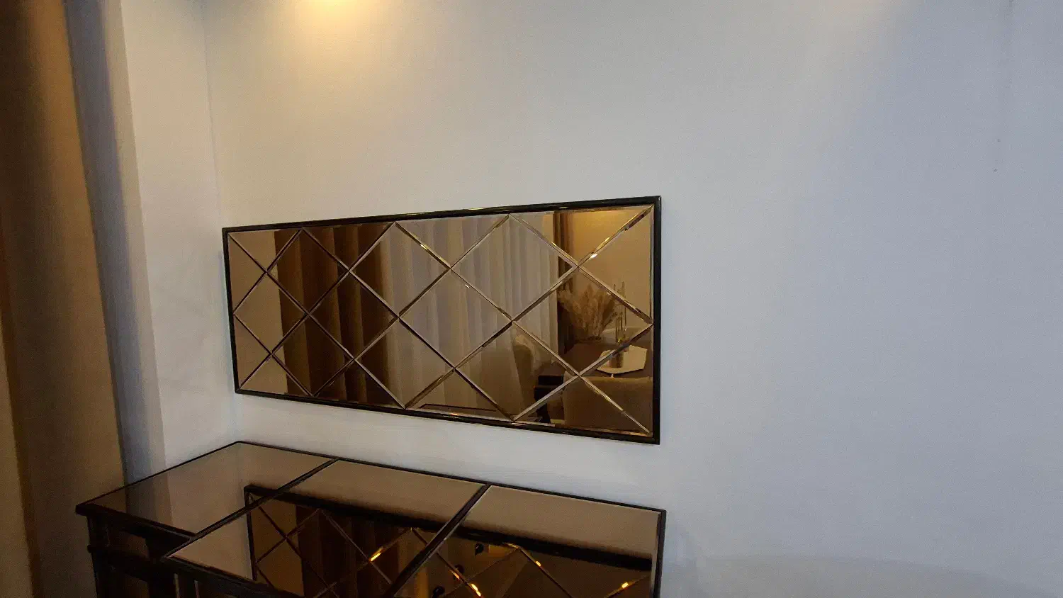 کنسول و آینه|بوفه، ویترین، کنسول|رشت, دیلمان|دیوار