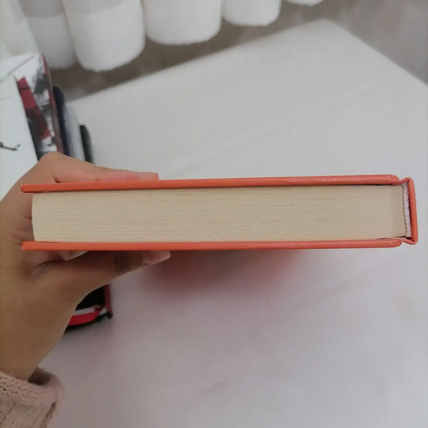 کتاب کفش باز|کتاب و مجله ادبی|قم, چهار مردان|دیوار