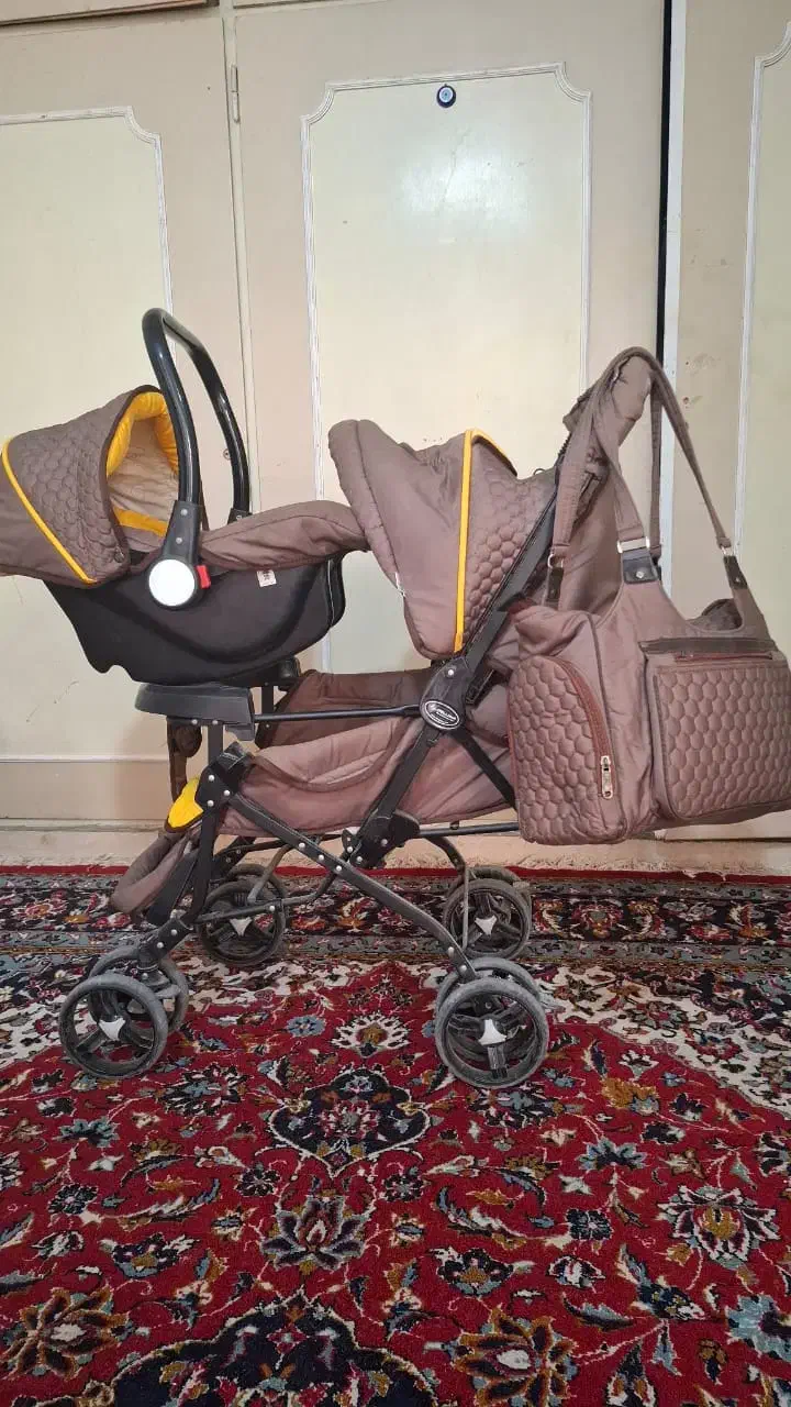 سرویس کالسکه کامل نوزادمارک دلیجان ست کامل|کالسکه و لوازم جانبی|کازرون, |دیوار